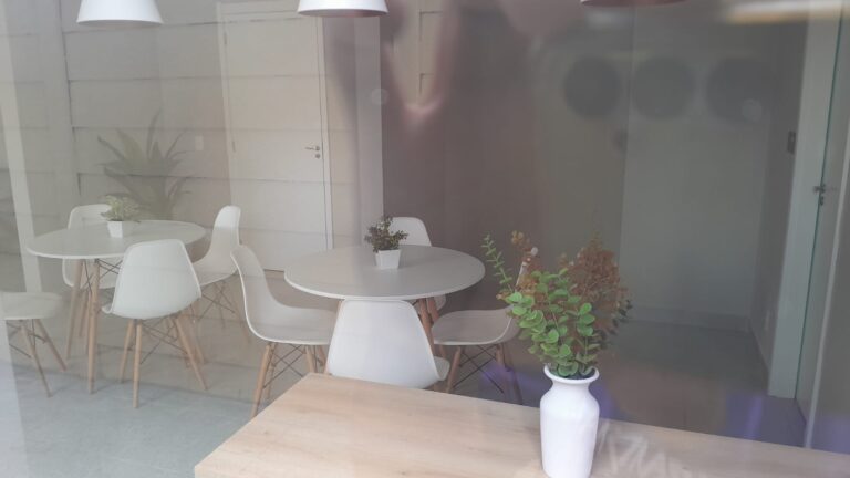 Apartamento em Vila Carmosina