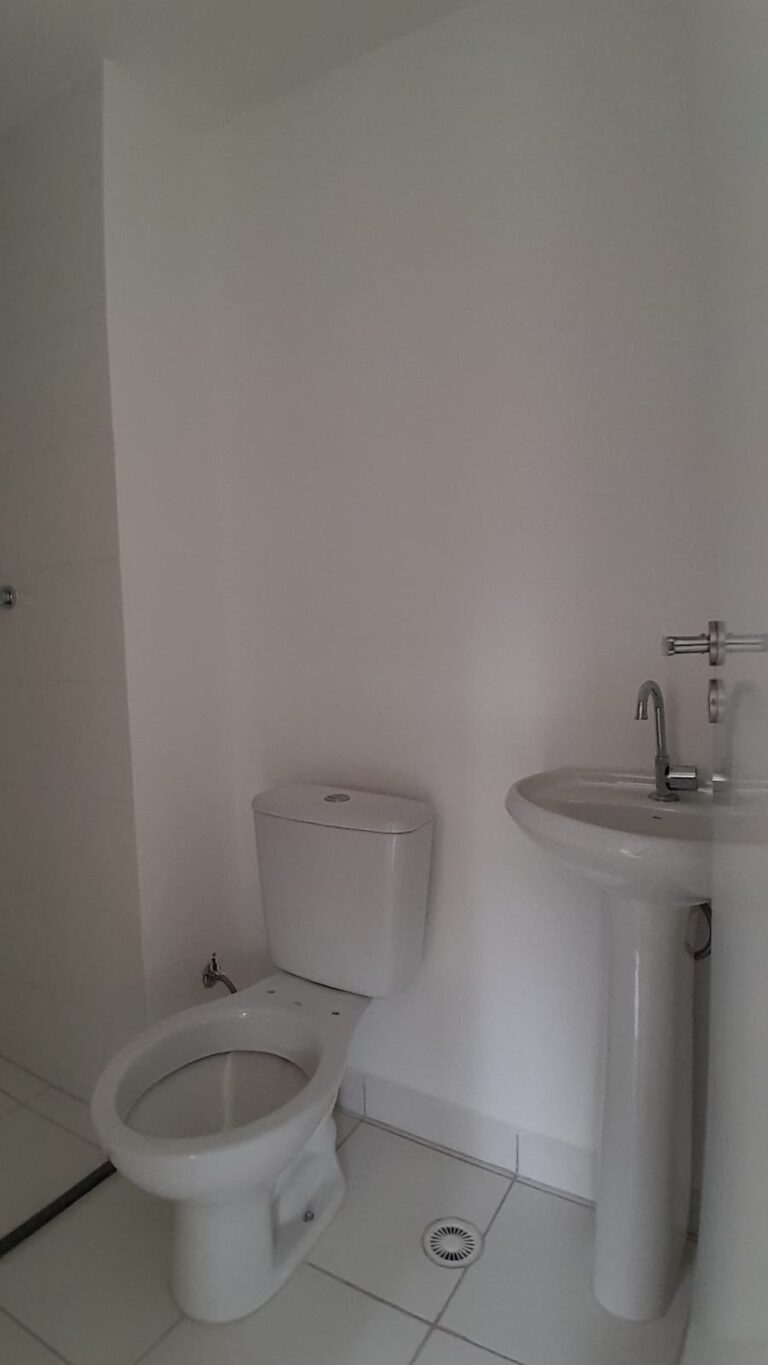 Apartamento em Vila Carmosina