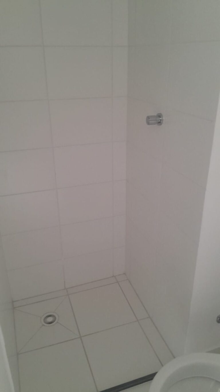 Apartamento em Vila Carmosina