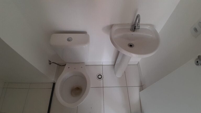 Apartamento em Vila Carmosina