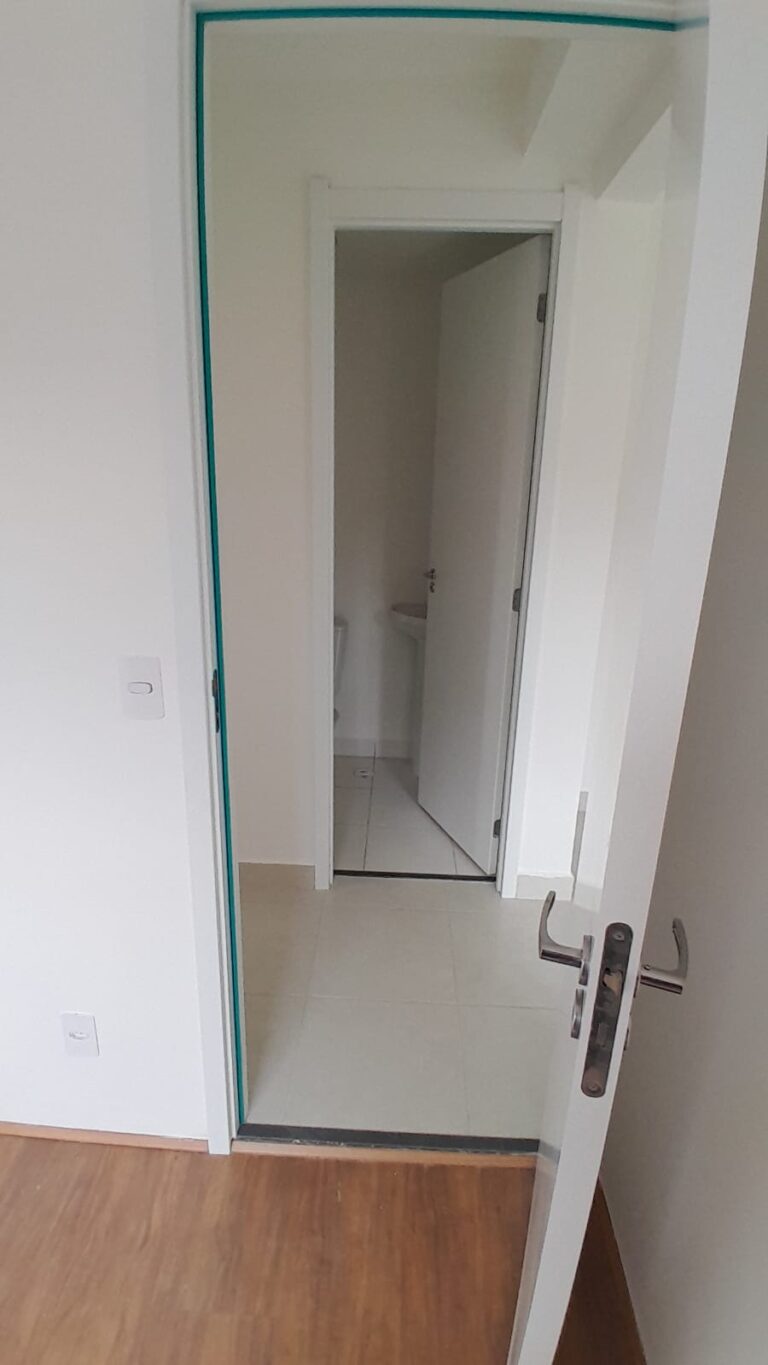 Apartamento em Vila Carmosina