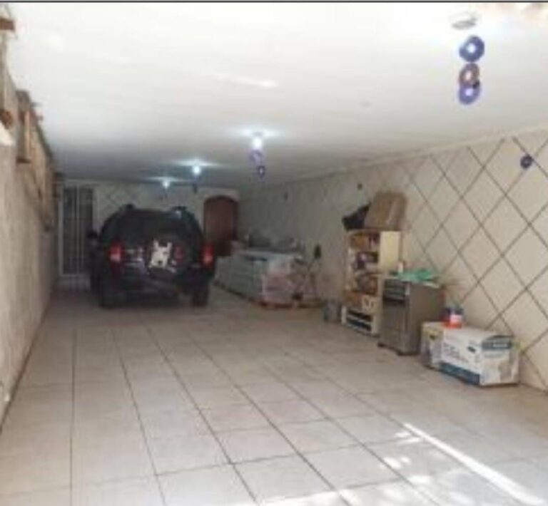 Sobrado em Pq do Carmo