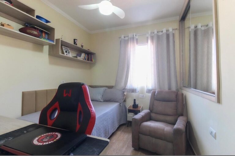 Sobrado em Condomínio